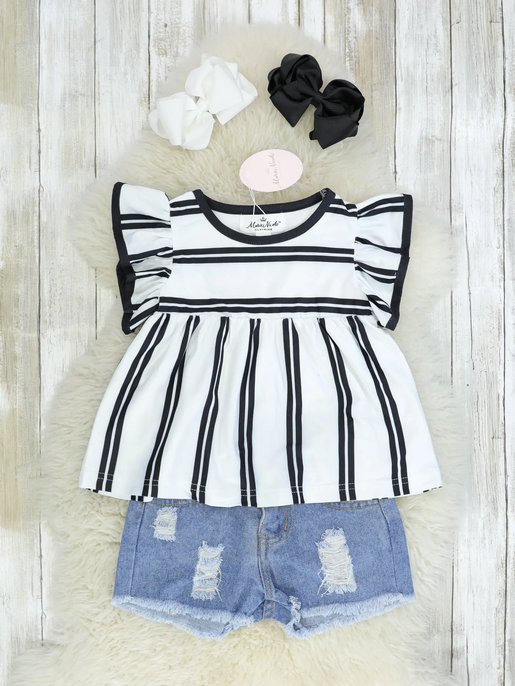 Black & White Striped Top & Distressed Denim Outfit