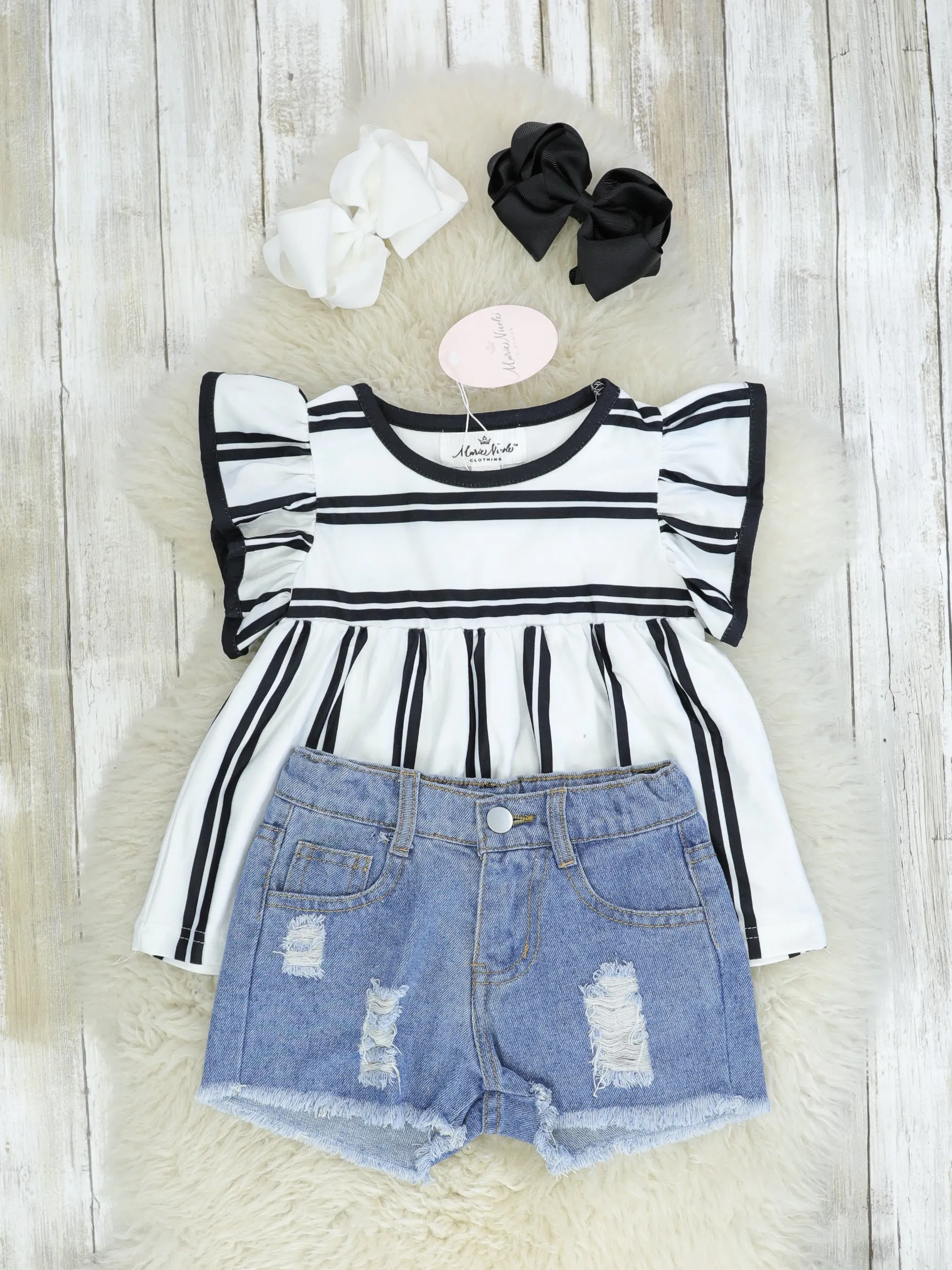 Black & White Striped Top & Distressed Denim Outfit