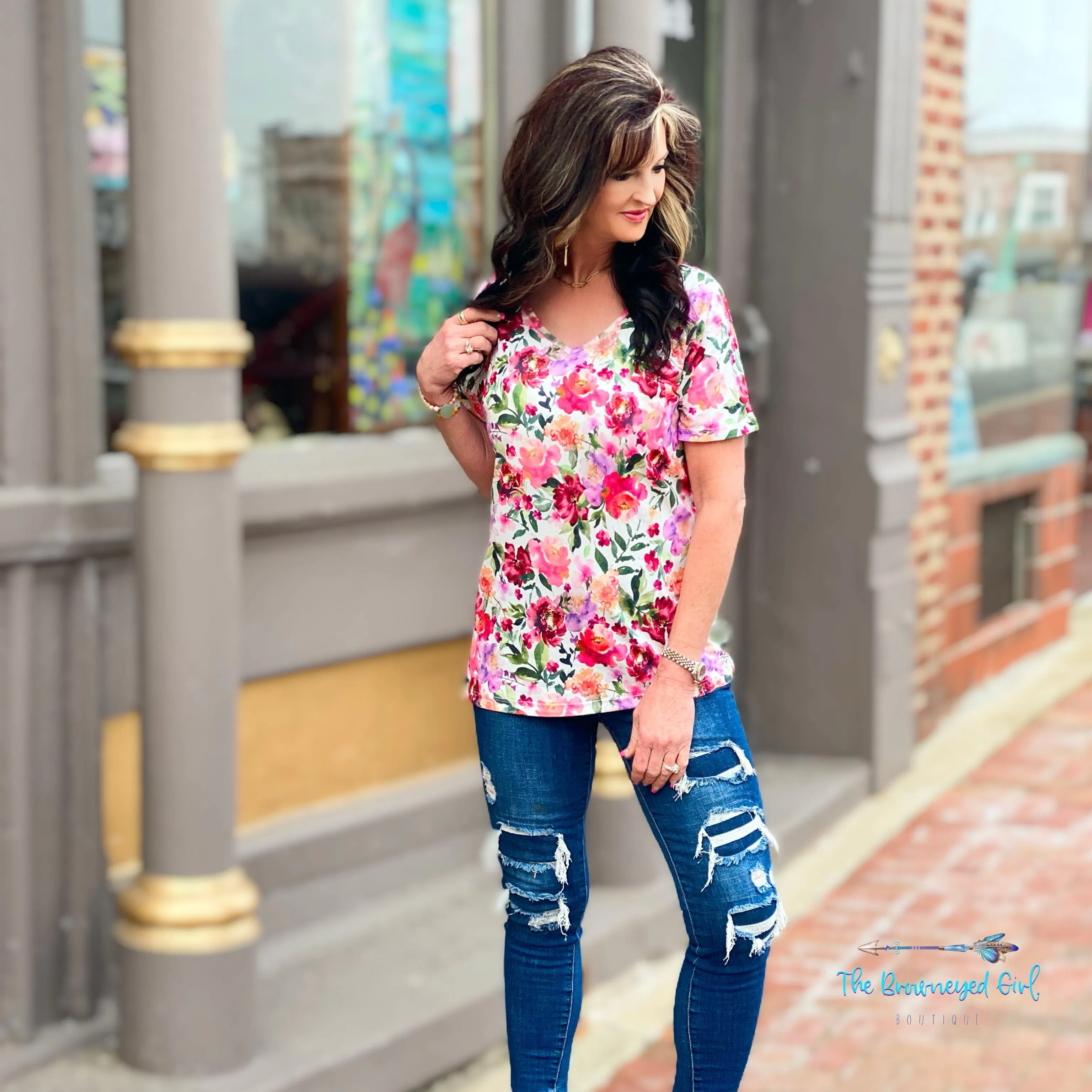 Chole Cozy Bright Floral Tee