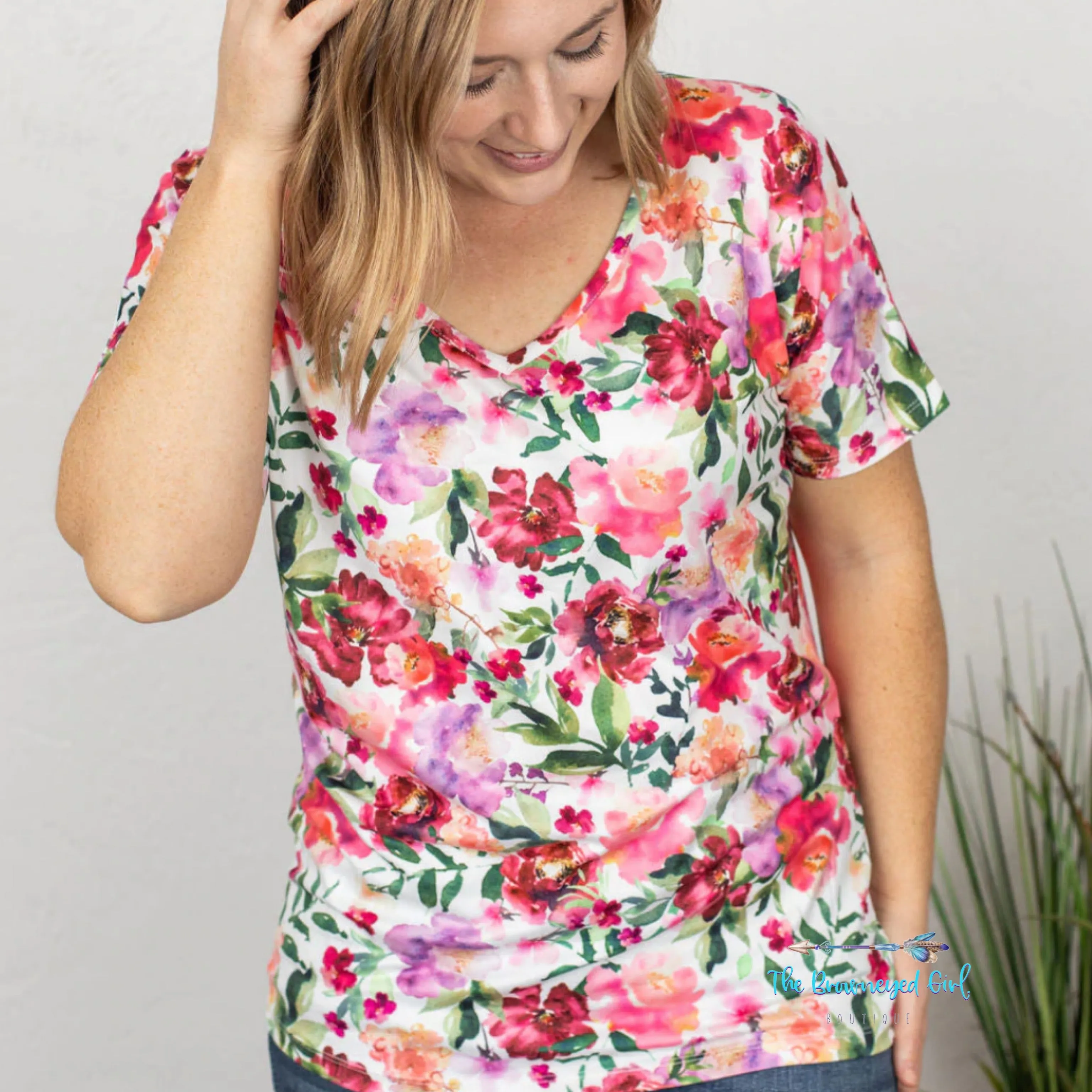 Chole Cozy Bright Floral Tee