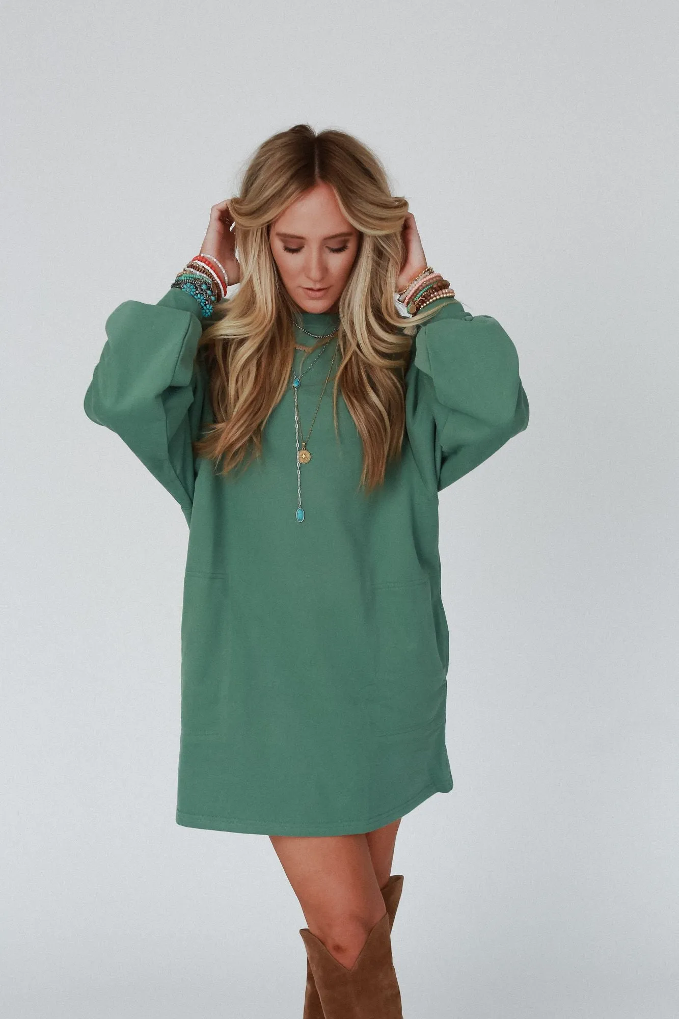 Walk In Love Pocketed Crew Neck Tunic - Green